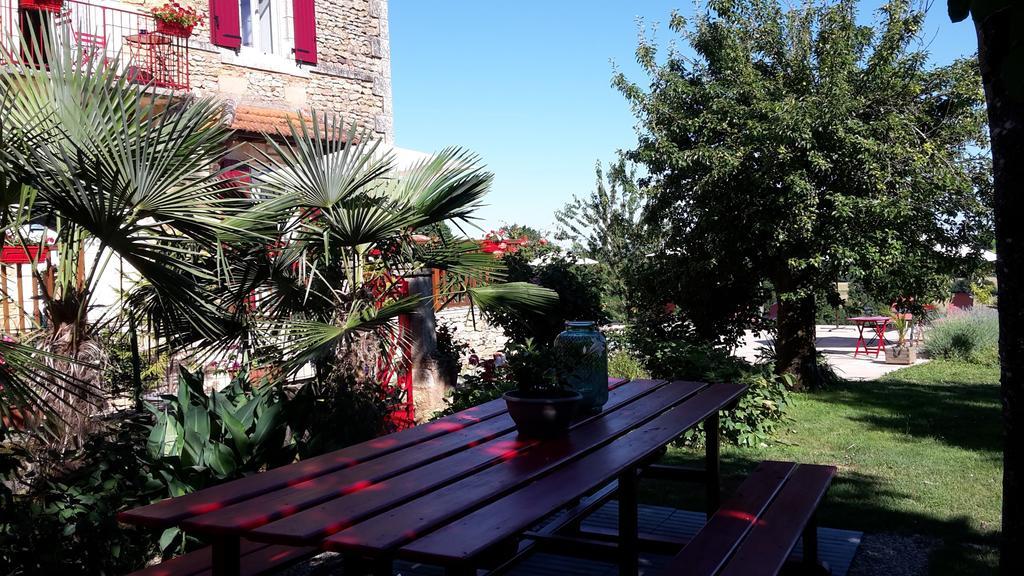 Hotel Ferme De Lagrave Coux-et-Bigaroque-Mouzens Esterno foto