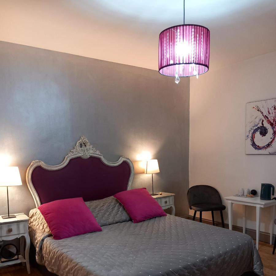 Hotel Ferme De Lagrave Coux-et-Bigaroque-Mouzens Esterno foto