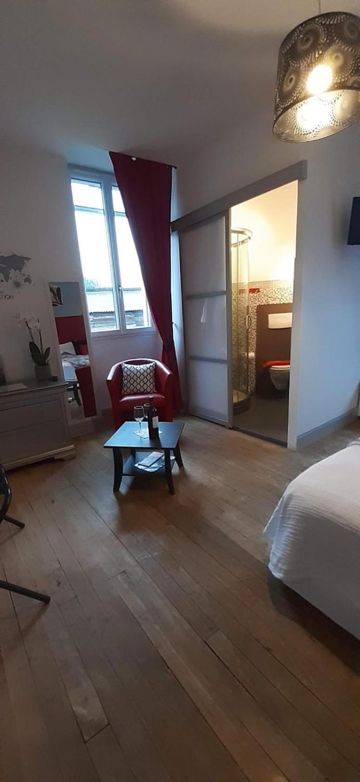 Hotel Ferme De Lagrave Coux-et-Bigaroque-Mouzens Esterno foto