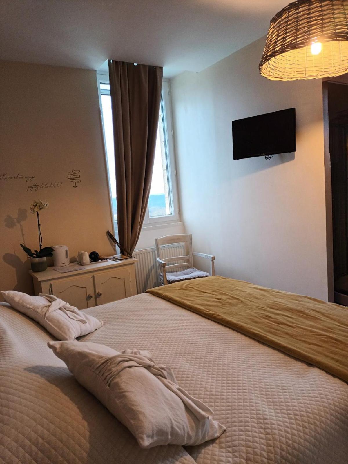 Hotel Ferme De Lagrave Coux-et-Bigaroque-Mouzens Esterno foto